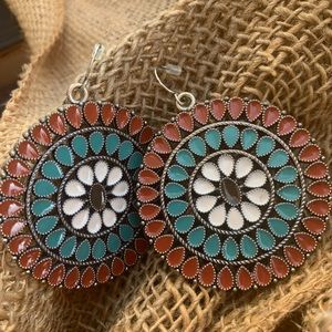 Round dangle starburst earrings turquoise barn red
